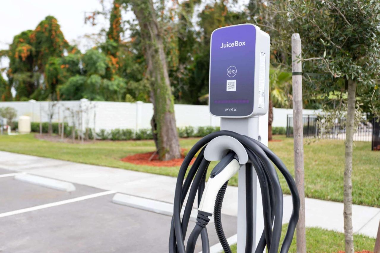 Wyndham Garden Orlando Airport - Free Airport Shuttle Hotel Eksteriør billede